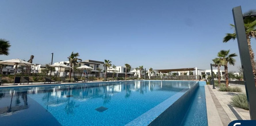 Villa à Al Furjan, Dubai, 4 chambres, 335 m², № 75278