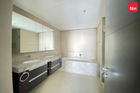 Appartement à Dubai, 3 chambres, 197.3 m², № 118779 - photo 10