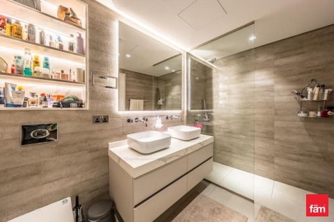 Apartment in Downtown Dubai (Downtown Burj Dubai), Dubai 2 bedrooms, 133.3 sq.m. № 93432 - photo 13