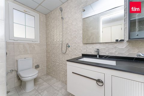 Townhouse in Dubai 2 bedrooms, 212.1 sq.m. № 93424 - photo 6