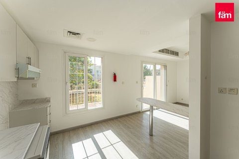 Townhouse in Dubai 2 bedrooms, 212.1 sq.m. № 93424 - photo 4