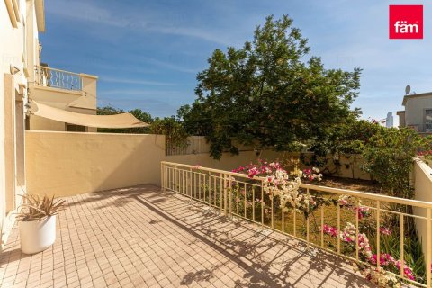 Townhouse in Dubai 2 bedrooms, 212.1 sq.m. № 93424 - photo 10