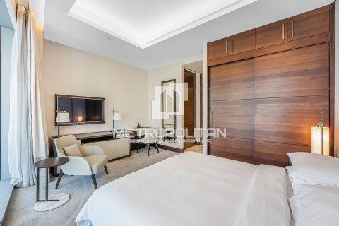 Apartment in The Address Sky View Towers, Downtown Dubai (Downtown Burj Dubai), Dubai 3 bedrooms, 448 sq.m. № 6184 - photo 15