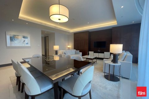 Apartamento en Downtown Dubai (Downtown Burj Dubai), Dubai, 3 dormitorios, 187.6 m², № 96241 - foto 3