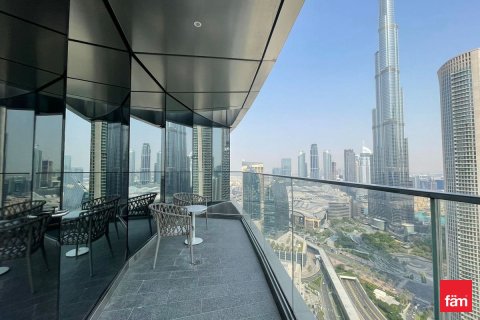 Apartamento en Downtown Dubai (Downtown Burj Dubai), Dubai, 3 dormitorios, 187.6 m², № 96241 - foto 1