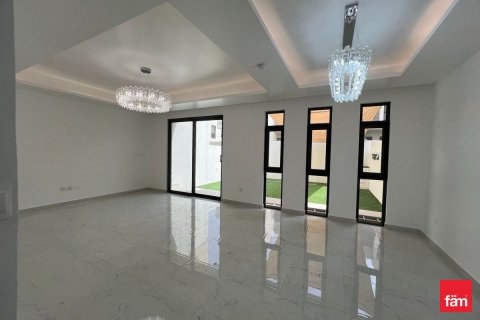 Villa en Dubai, 3 dormitorios, 174.8 m², № 96237 - foto 2