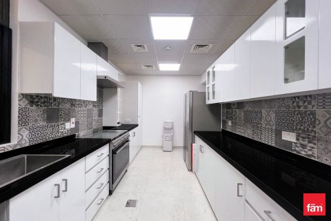 Villa en Dubai, 3 dormitorios, 174.8 m², № 96237 - foto 5