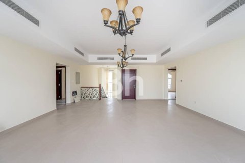 فيلا في دبي 6 غرف نوم , 279 م² رقم 21124 - صورة 9