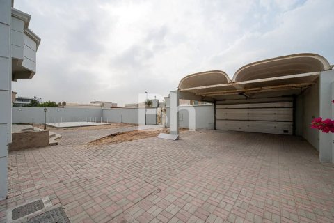 فيلا في دبي 6 غرف نوم , 279 م² رقم 21124 - صورة 30