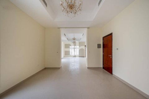 فيلا في دبي 6 غرف نوم , 279 م² رقم 21124 - صورة 4