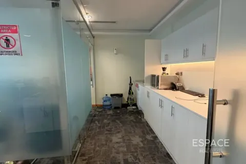 Oficina en Business Bay, Dubai, 65 m², № 62169 - foto 10
