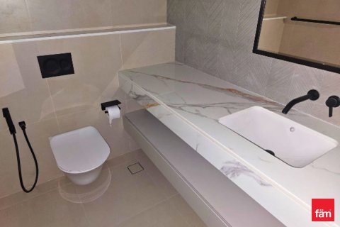 Apartamento en Business Bay, Dubai, 2 dormitorios, 120 m², № 84729 - foto 12