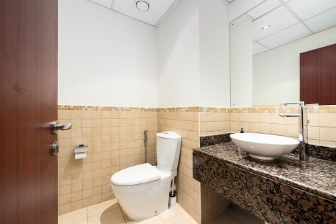 Apartment in Jumeirah Beach Residence, Dubai 2 bedrooms, 129.65 sq.m. № 141151 - photo 19