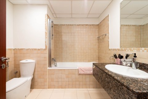 Apartment in Jumeirah Beach Residence, Dubai 2 bedrooms, 129.65 sq.m. № 141151 - photo 18