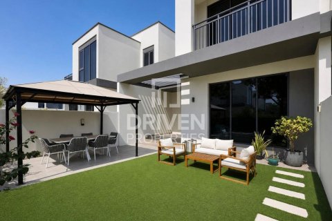 Townhouse in Maple at Dubai Hills Estate, Dubai Hills Estate, Dubai 3 bedrooms, 196.03 sq.m. № 141123 - photo 15