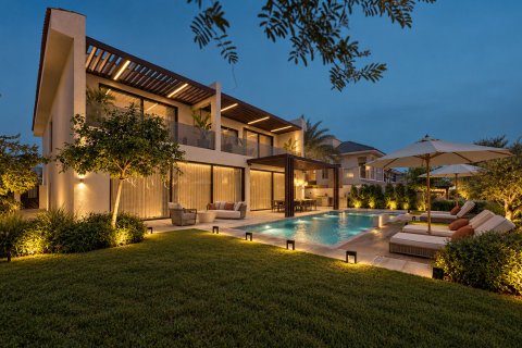 Villa in Jumeirah Golf Estates, Dubai 5 bedrooms, 757.68 sq.m. № 141126