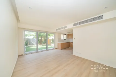 Villa en Springs 12, The Springs, Dubai, 3 dormitorios, 153 m², № 122677 - foto 3