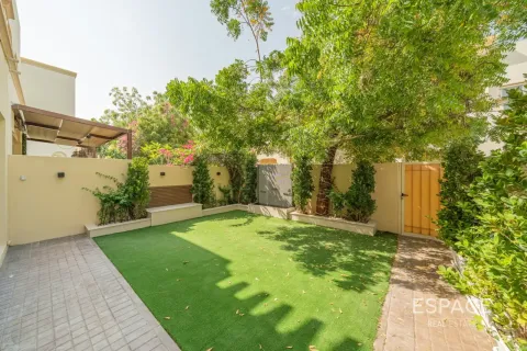 Villa en Springs 12, The Springs, Dubai, 3 dormitorios, 153 m², № 122677 - foto 19