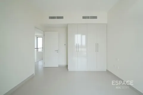 Villa in Dubai Hills Estate, Dubai 4 bedrooms, 229 sq.m. № 122675 - photo 11