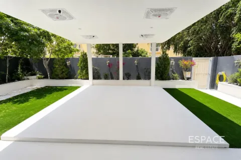 Villa à Springs 8, The Springs, Dubai, 3 chambres, 195 m², № 122678 - photo 5