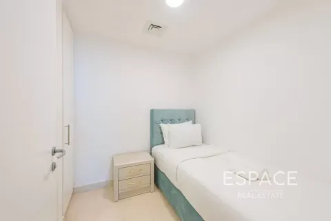 Apartment in Dubai Marina, Dubai 3 bedrooms, 234 sq.m. № 122676 - photo 16