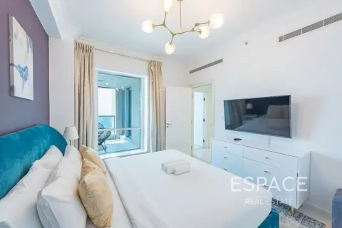 Apartment in Dubai Marina, Dubai 3 bedrooms, 234 sq.m. № 122676 - photo 14