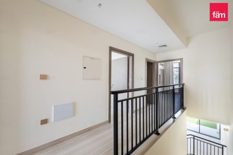 Купить таунхаус в Дубае: 4 спальни, 274.5м², № 100004 - фото 11