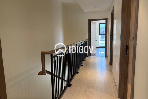 Villa in Damac Lagoons, Dubai 4 bedrooms, 144 sq.m. № 120976 - photo 8