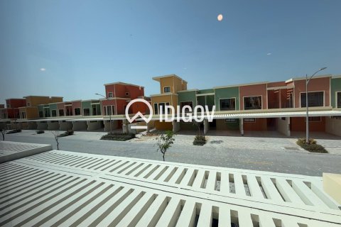 Villa in Damac Lagoons, Dubai 4 bedrooms, 144 sq.m. № 120976 - photo 5
