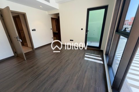Villa in Damac Lagoons, Dubai 4 bedrooms, 144 sq.m. № 120976 - photo 6
