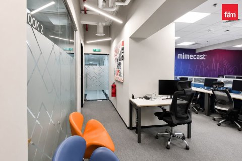 Bureau à Business Bay, Dubai, 163.4 m², № 125005 - photo 6
