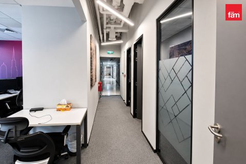 Bureau à Business Bay, Dubai, 163.4 m², № 125005 - photo 7