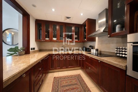 Apartment in Downtown Dubai (Downtown Burj Dubai), Dubai 1 bedroom, 83.98 sq.m. № 141111 - photo 8