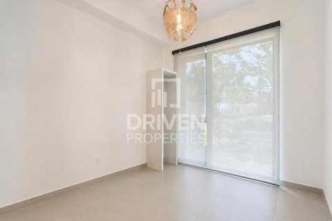 Villa in EMAAR South, Dubai South (Dubai World Central), Dubai 4 bedrooms, 304.16 sq.m. № 141113 - photo 6