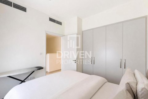 Villa in EMAAR South, Dubai South (Dubai World Central), Dubai 4 bedrooms, 304.16 sq.m. № 141113 - photo 9