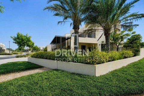 Villa in EMAAR South, Dubai South (Dubai World Central), Dubai 4 bedrooms, 304.16 sq.m. № 141113 - photo 14