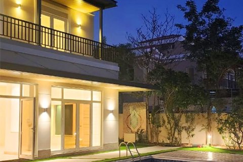 Снять в аренду виллу в Дубае: 5 спален, 483.1м², № 77918 - фото 24