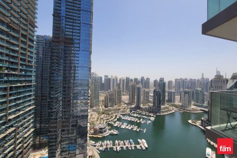 Apartment in Dubai Marina, Dubai 3 bedrooms, 180.6 sq.m. № 64454 - photo 1