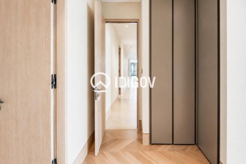 Снять в аренду квартиру в The Crescent, Пальма Джумейра, Дубай: 2 спальни, 197.51м², № 122040 - фото 5