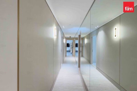 Apartment in Dubai 3 bedrooms, 178.3 sq.m. № 60332 - photo 11