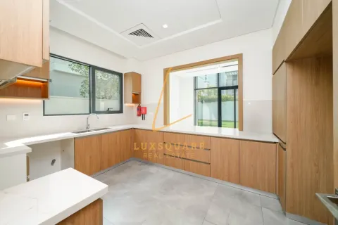 Villa in Murooj Al Furjan, Al Furjan, Dubai 4 bedrooms, 548 sq.m. № 94316 - photo 4