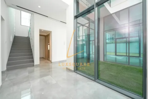 Villa in Murooj Al Furjan, Al Furjan, Dubai 4 bedrooms, 548 sq.m. № 94316 - photo 6
