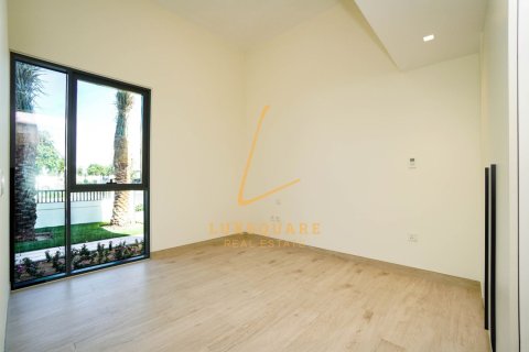 Villa in Murooj Al Furjan, Al Furjan, Dubai 4 bedrooms, 480 sq.m. № 94314 - photo 18