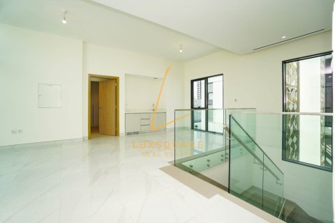 Villa in Murooj Al Furjan, Al Furjan, Dubai 4 bedrooms, 480 sq.m. № 94314 - photo 16