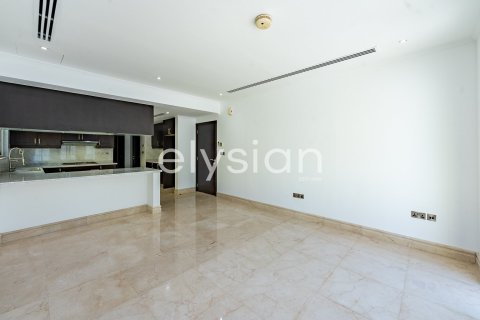 Villa en Legacy Nova Villas, Jumeirah Park, Dubai, 3 dormitorios, 510 m², № 37904 - foto 4