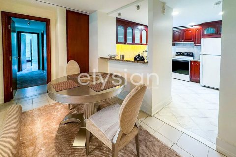 Apartamento en Emaar 6 Towers, Dubai Marina, Dubai, 3 dormitorios, 234 m², № 37906 - foto 3