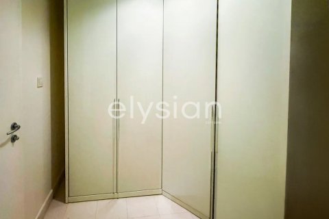 Apartamento en Emaar 6 Towers, Dubai Marina, Dubai, 3 dormitorios, 234 m², № 37906 - foto 11