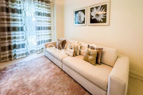 Apartamento en Emaar 6 Towers, Dubai Marina, Dubai, 3 dormitorios, 234 m², № 37906 - foto 4