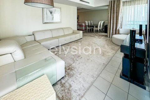 Apartamento en Emaar 6 Towers, Dubai Marina, Dubai, 3 dormitorios, 234 m², № 37906 - foto 2