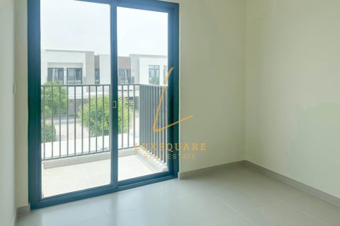 Villa in Dubai South (Dubai World Central), Dubai 4 bedrooms, 237 sq.m. № 70113 - photo 9